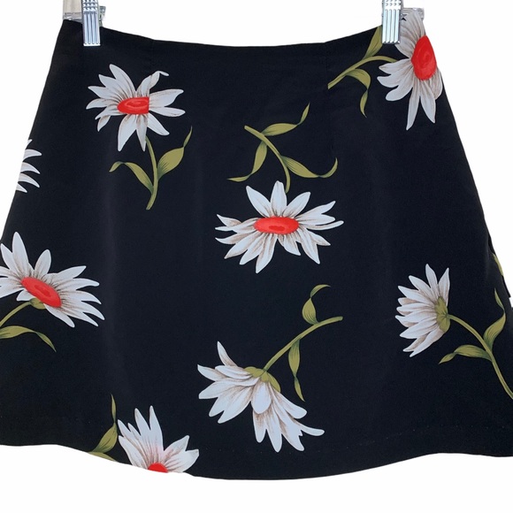 Necessary Objects 90s Vintage Floral Mini Skirt - Picture 2 of 6